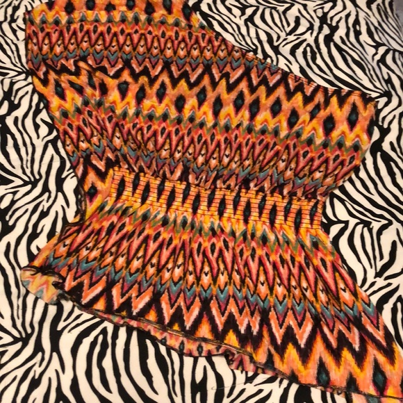 Love Always top Size Medium - EUC - Picture 2 of 2